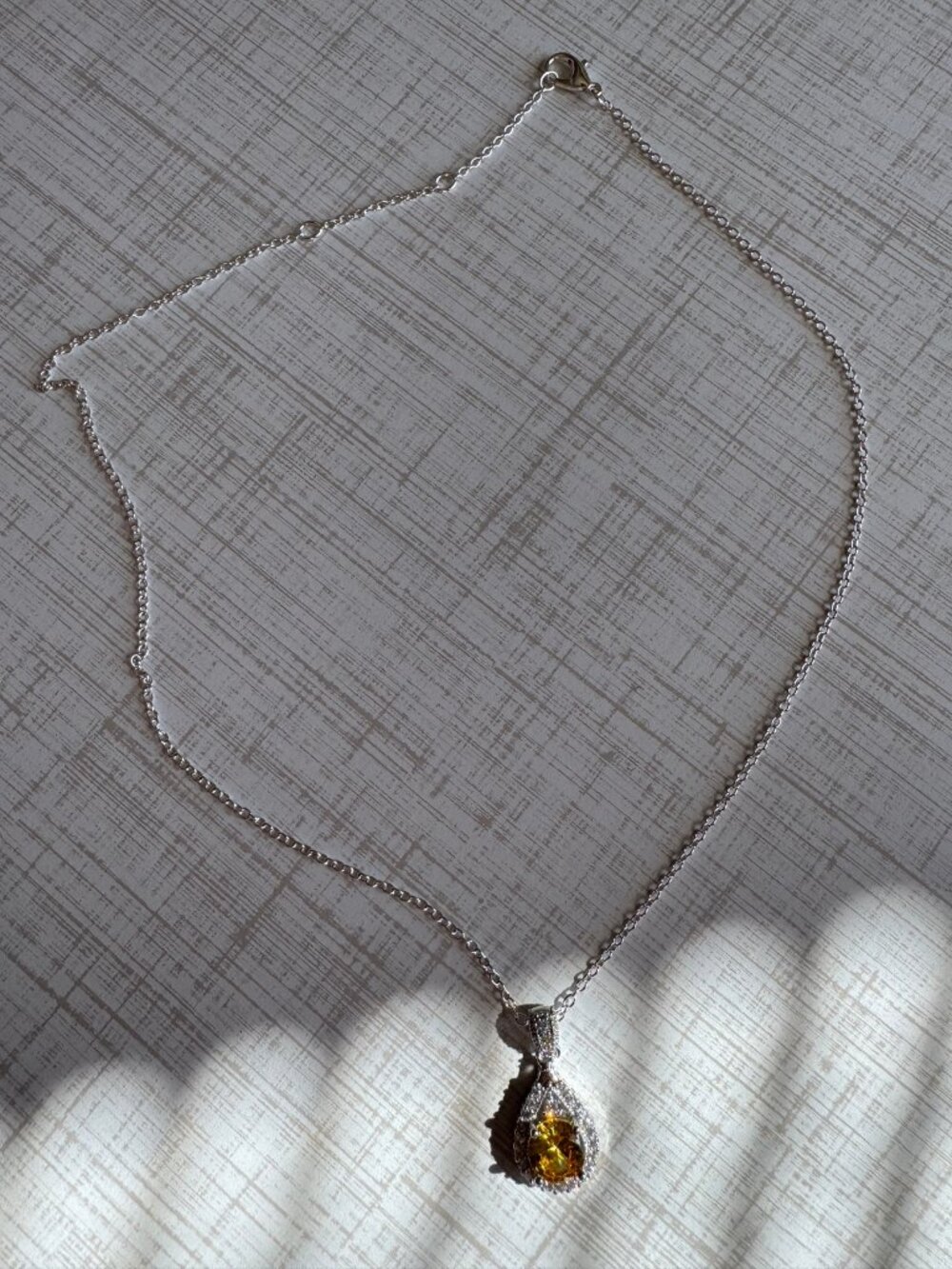 Golden Teardrop Necklace